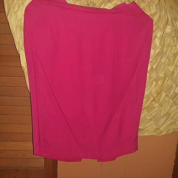 Stunning Vintage Red Embellished Suit - Picture 3 of 8